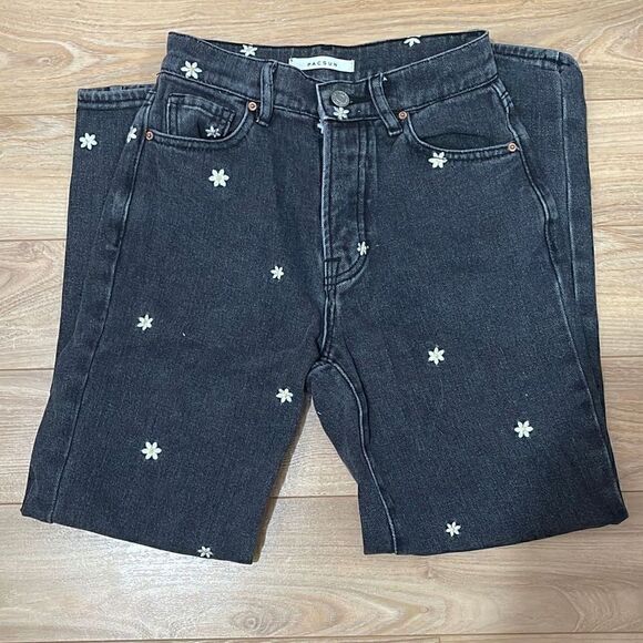 PacSun Denim - PacSun black daisy jeans size 22